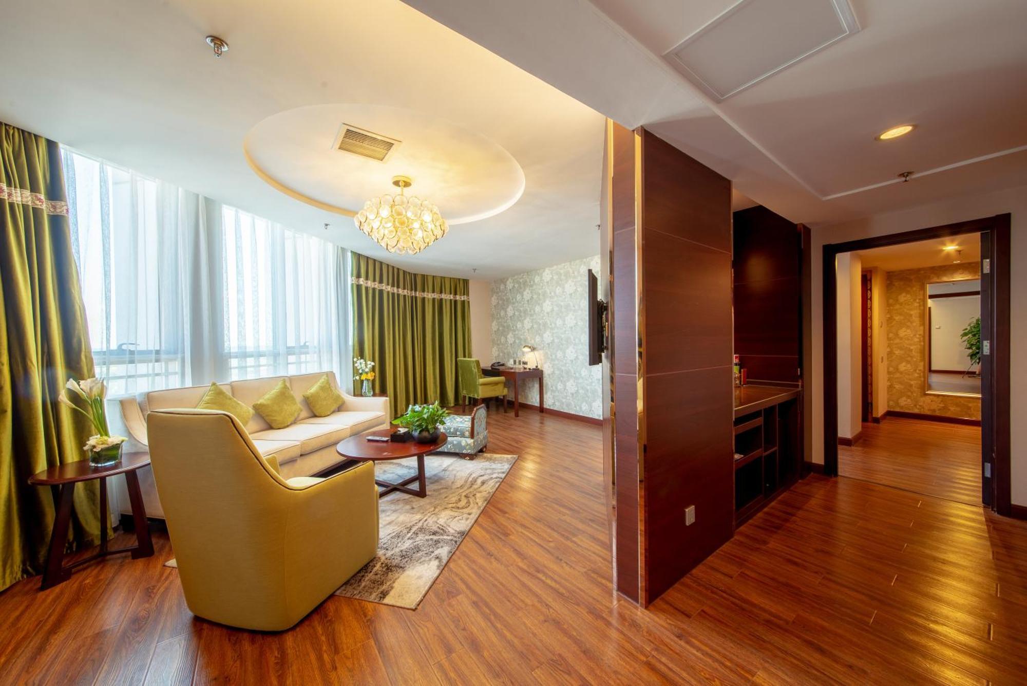Beijing Sunflower Hotel--Beijing Universal Studios Resort Exterior photo
